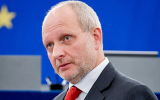 В ЕС разочарованы провалом в парламенте закона о конкурсах на госслужбу