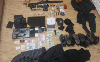 Выжигали глаза и пытали горячим утюгом: под Киевом бандиты напали на семью бизнесмена, фото