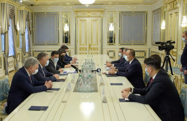 Зеленский пригласил Эрдогана в Украину