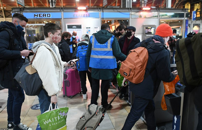 Европейские страны закрывают авиасообщение с Британией из-за нового коронавируса