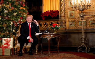 Дни в Белом доме истекают: как Трамп проведет последнее Рождество в качестве президента