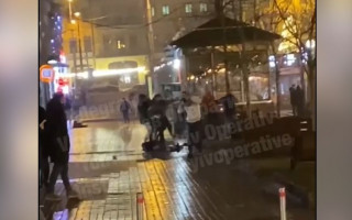 В Киеве на Крещатике произошла крупная драка, видео