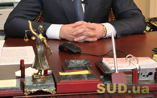 Коли можливе втручання суду у договірні відносини між адвокатом та клієнтом щодо визначення розміру гонорару