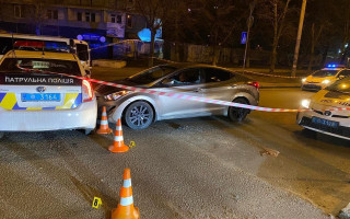 Погоня со стрельбой в Киеве: нарушитель пытался застрелиться, чтобы не сдаваться полиции, фото