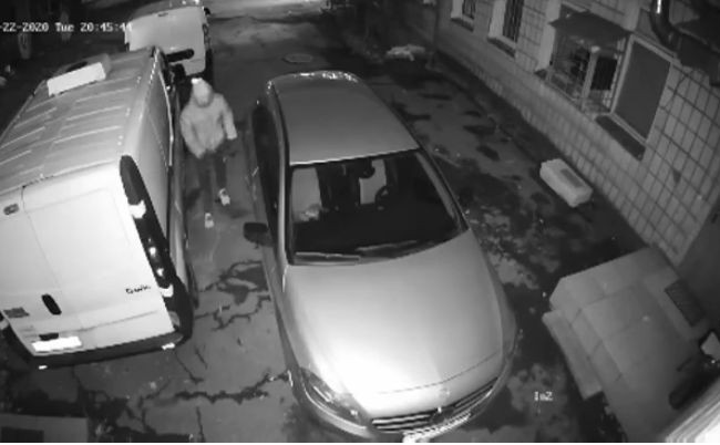 Киевлянам показали опасного автовора, видео