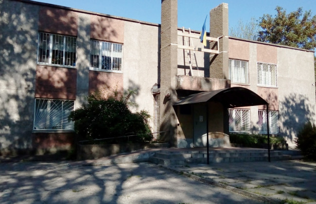 Без отопления, телефонов и с зарплатой ниже минималки: как работают суды