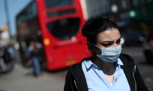 В Британии усилили строгий локдаун из-за нового штамма коронавируса