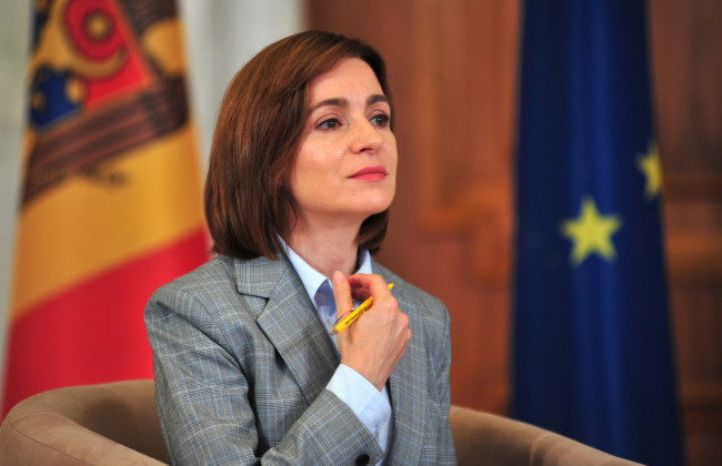 На инаугурации Майа Санду заговорила на украинском