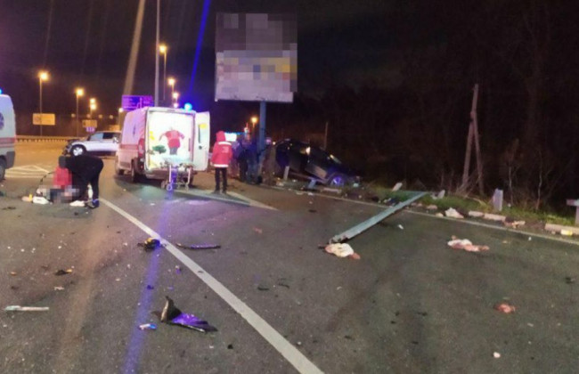 Серьезное ДТП под Киевом: есть погибшие и пострадавшие