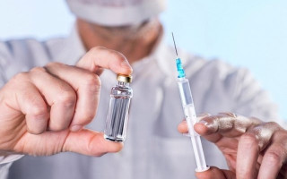 В ЕС начали массовую кампанию по вакцинации от COVID-19