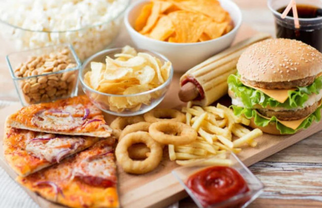 В Великобритании «объявили войну» рекламе вредной еды