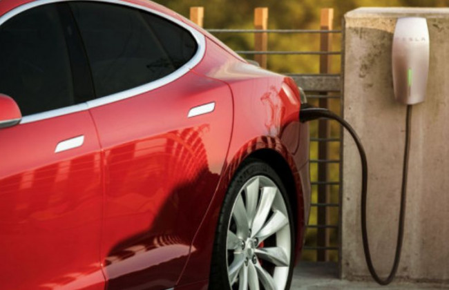 Япония отказывается от дизельных и бензиновых автомобилей