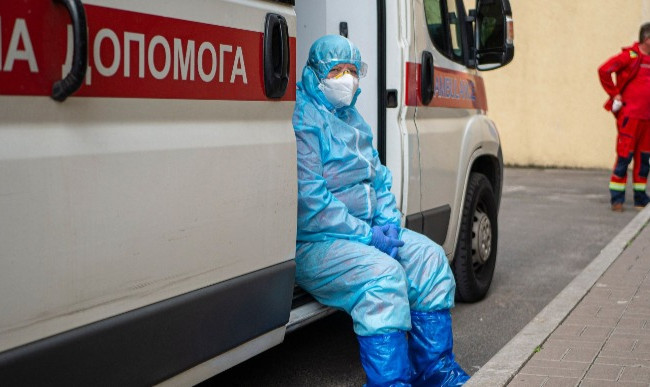 В Украине циркулируют пять штаммов COVID-19