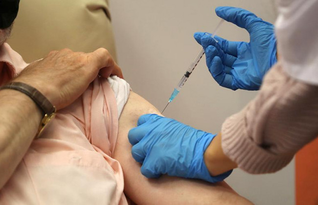 В Израиле еще один человек умер после COVID-вакцинации, — СМИ