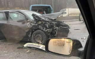 Под Киевом случилось ДТП: пострадало семь автомобилей