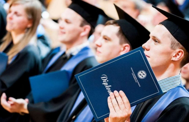 Кабмін заснував власні стипендії за видатні заслуги у сфері вищої освіти