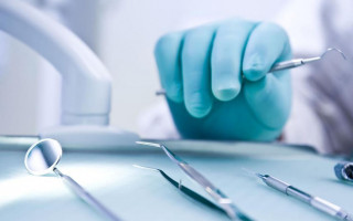 В Киеве будут судить стоматолога: его подозревают в смерти пациентки