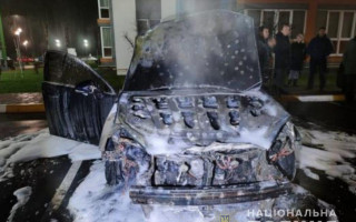 Под Киевом подожгли авто работника ГФС