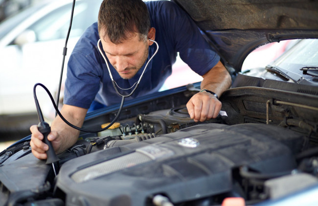 Названы 5 дефектов, которые не имеют значения при покупке б/у автомобиля