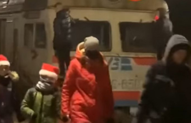 Опасные игры: в Киеве засняли зацеперов, видео