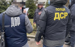 У Львівській області на хабарі спіймали начальника податкової