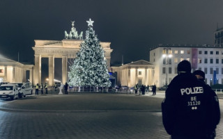 В Германии усилили и продлили локдаун