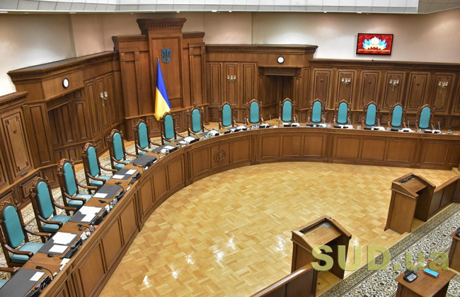 Судья КСУ заявил, что Александр Тупицкий продолжит работу, несмотря на указ Президента об отстранении