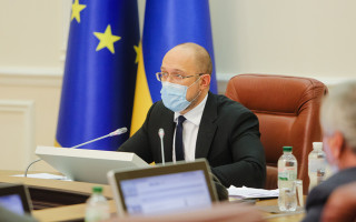 Шмыгаль попросил Еврокомиссию помочь Украине с вакциной