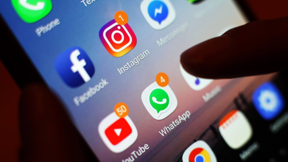 WhatsApp будет передавать Facebook персональные данные пользователей