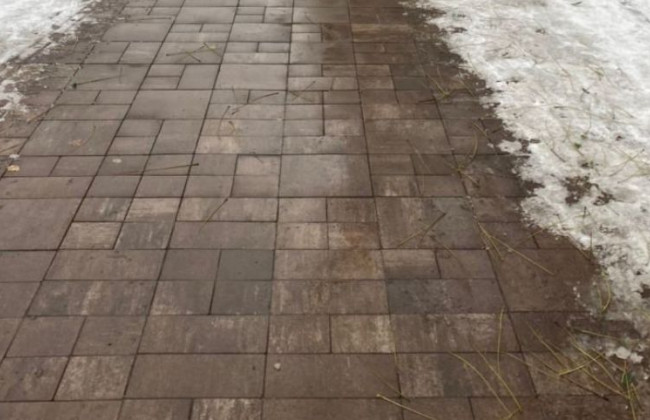 В Киеве появились «теплые» тротуары, фото