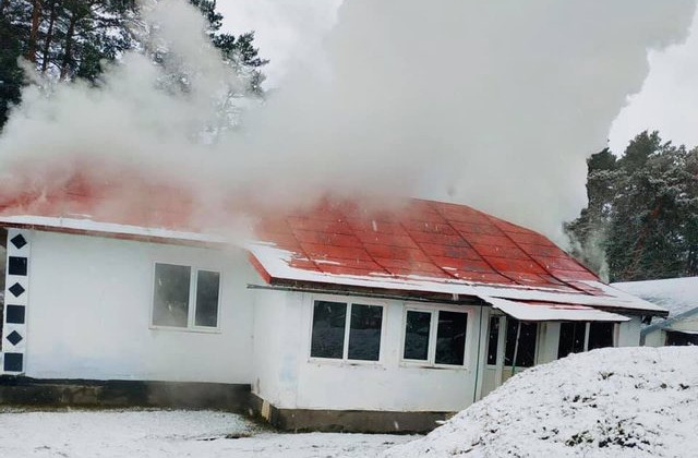 На Львівщині сталася нищівна пожежа, фото