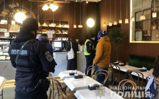 В Украине за три дня более 1,6 тысячи заведений нарушили локдаун
