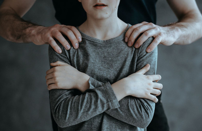 На Дніпропетровщині судитимуть «банду педофілів», яка протягом 16 років ґвалтувала дітей