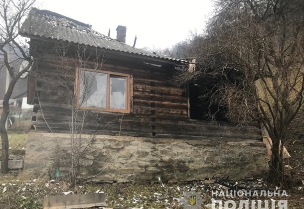 На Закарпатье женщина сожгла дом бывшего сожителя