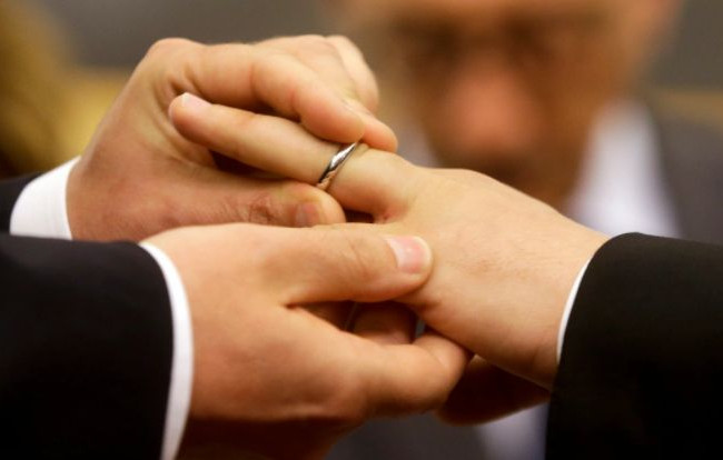 Минюст планирует ввести в Украине аналог брака – институт зарегистрированного гражданского партнерства