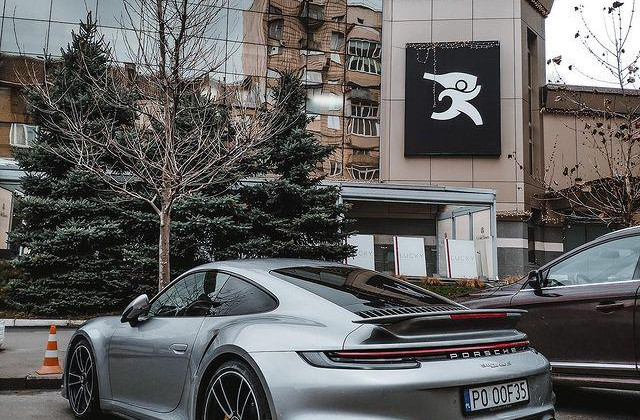В Украине засветился дорогой Porsche 911 на польских номерах