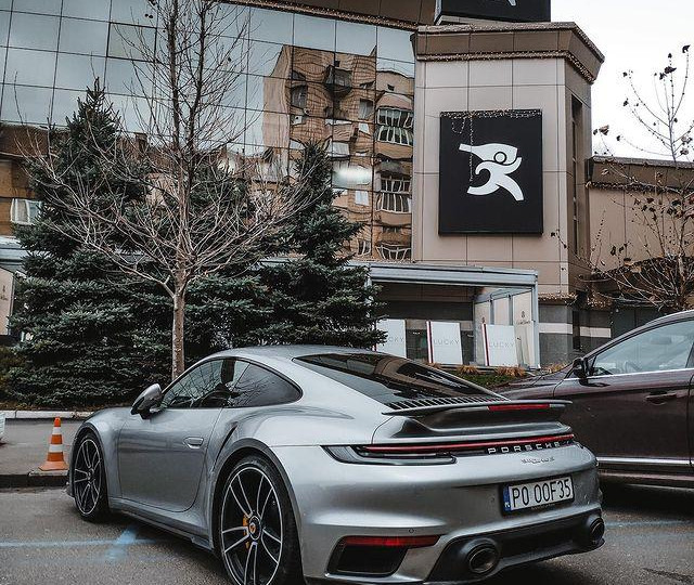 В Украине засветился дорогой Porsche 911 на польских номерах
