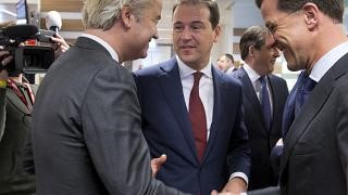 Ситуация в Нидерландах: давление 500 миллионов евро на правительство, скандал и уход лидера Лейбористской партии