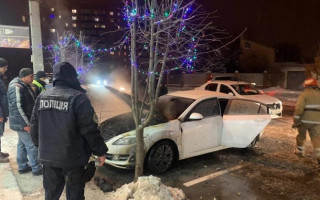 В Полтаве депутату горсовета сожгли авто