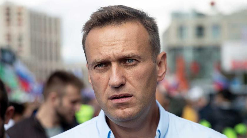 Российского оппозиционера Алексея Навального задержали в аэропорту