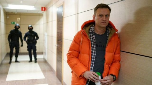 Навальный стал «узником совести», власти должны немедленно освободить  оппозиционера, — Amnesty International
