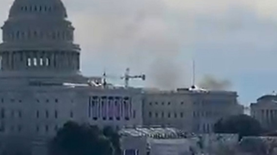 Над Капитолием США виден дым: здание закрыли из-за угрозы безопасности, видео