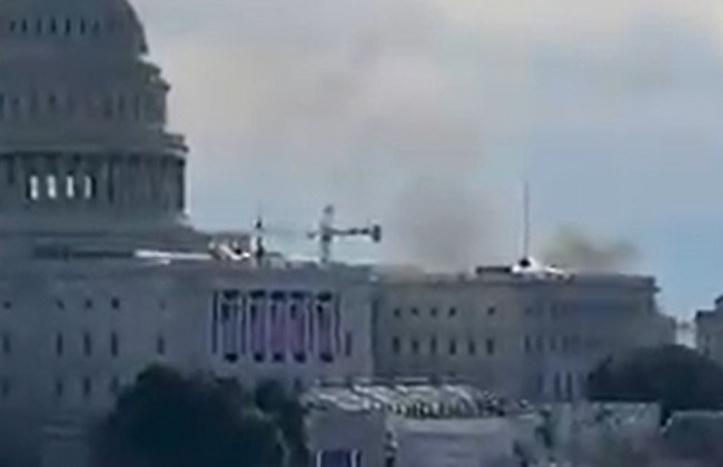 Над Капитолием США виден дым: здание закрыли из-за угрозы безопасности, видео