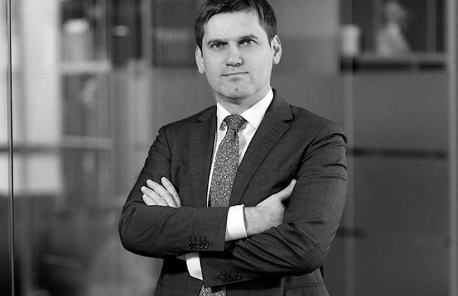 В Киеве попрощались с юристом Сергеем Нижним: на церемонии присутствовал Зеленский