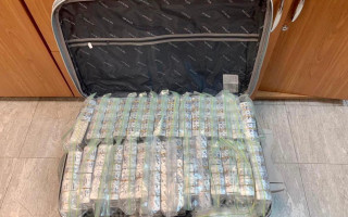 Правоохоронці викрили жінку, яка у валізі перевозила наркотики з Йорданії
