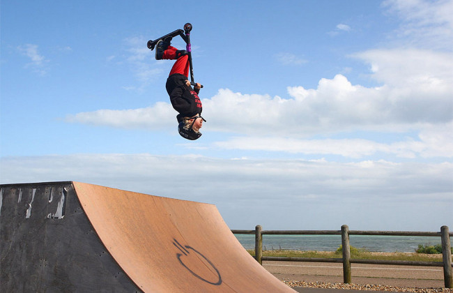 В Киеве на Позняках появился экстрим-парк: видео