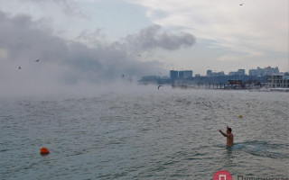 В Одессе из-за морозов «задымилось» море: фото, видео