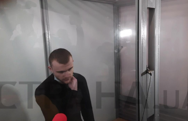 Убийца Даши Лукьяненко попытался прямо в суде перерезать себе шею, фото 18+