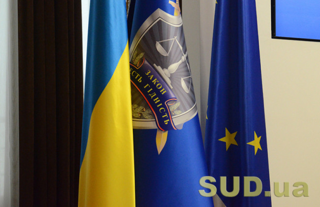 Обвинуваченого у розбійному нападі на співробітника Адміністрації Президента  засуджено до 8 років позбавлення волі