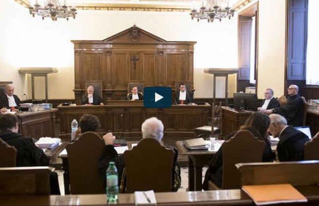 Бывшему президенту банка Ватикана грозит тюремное заключение по делу о хищении